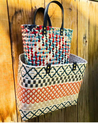 Notre sélection Handed By